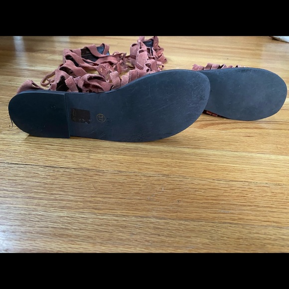 Sold out Cypress Hill Tall Gladiator Sandal - Picture 4 of 5